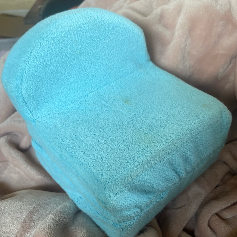 American girl doll chair/bed